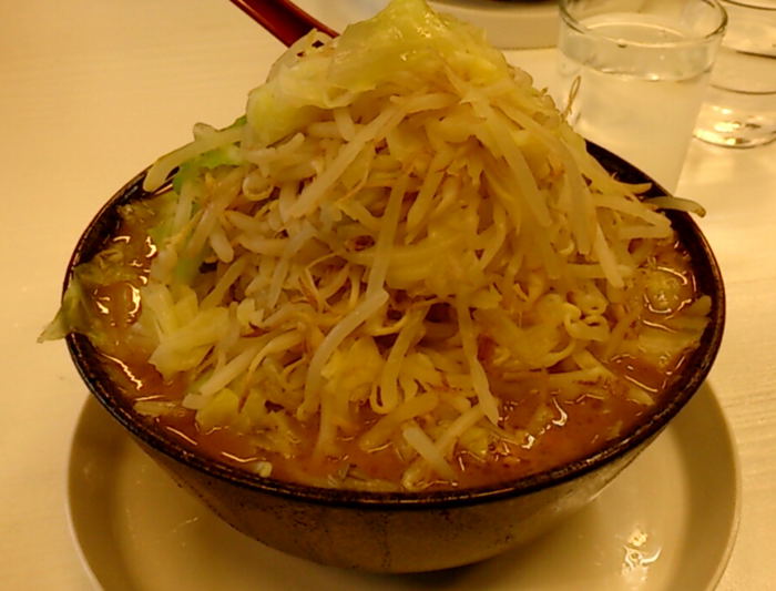 小ラーメン 豚男 那珂市菅谷 Alfa S Inside